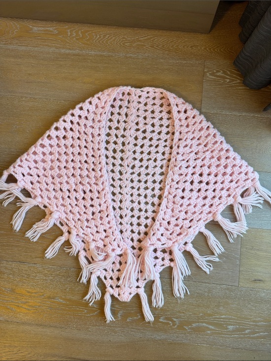 None Accessories - Pink Crochet Shawl with Fringe